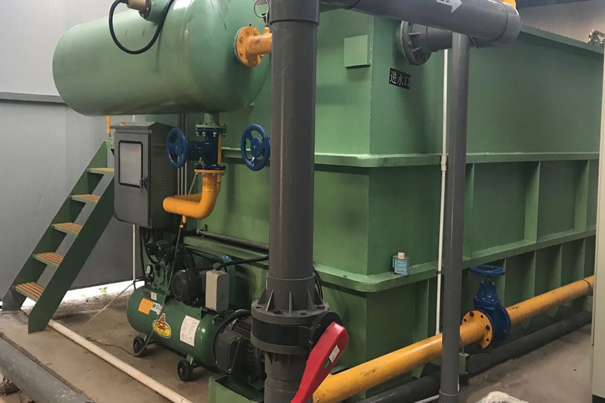 DAF System for industrial wastewater treatment oil grease remover